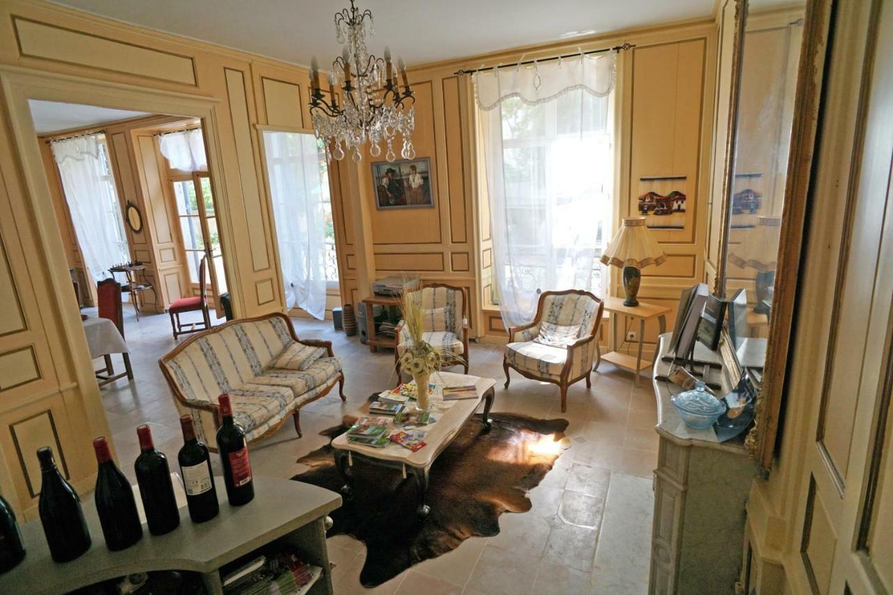 Hotel Auberge Des Capucins Châtillon-sur-Seine Esterno foto
